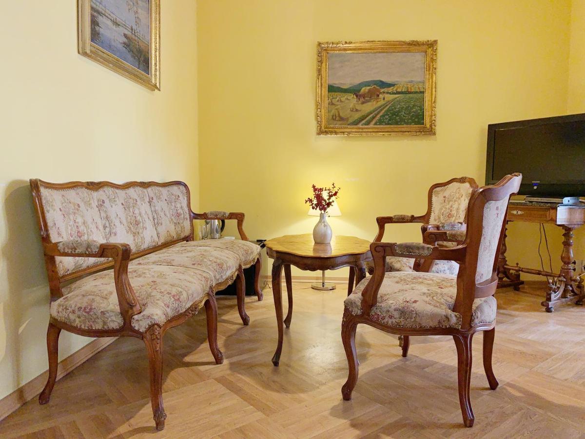 Small Luxury Palace Residence Πράγα Εξωτερικό φωτογραφία