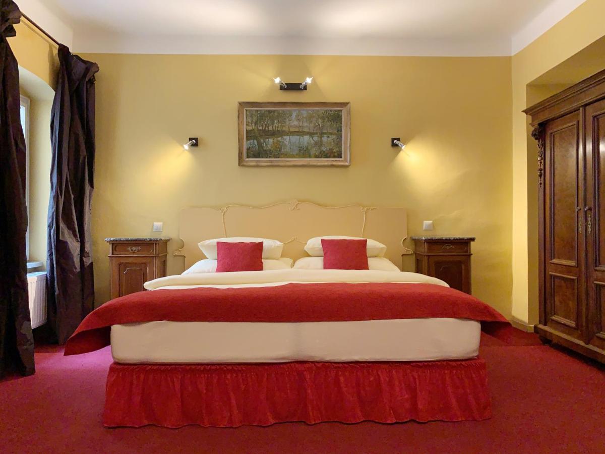 Small Luxury Palace Residence Πράγα Εξωτερικό φωτογραφία
