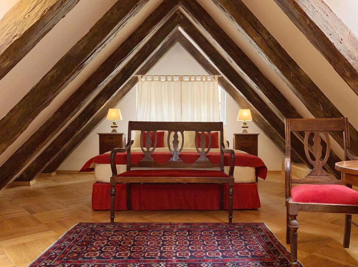 Small Luxury Palace Residence Πράγα Εξωτερικό φωτογραφία